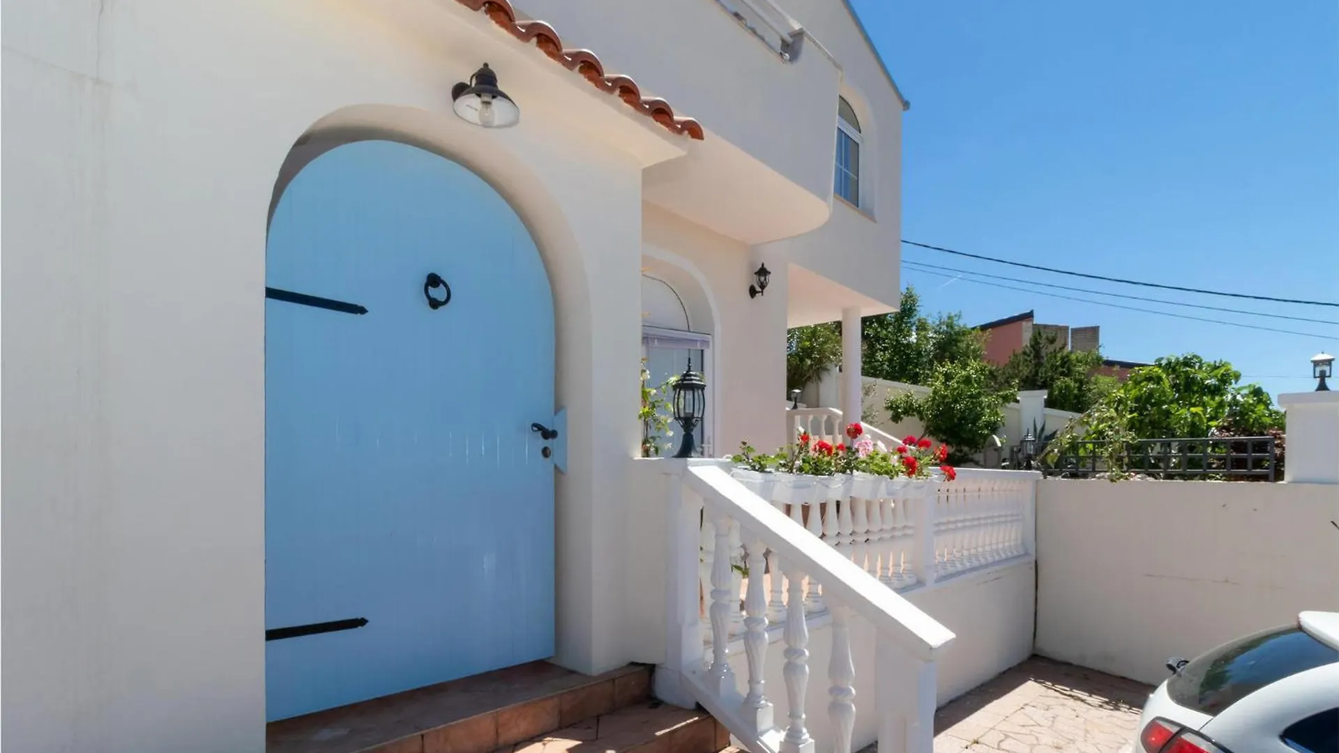Gorgeous Apartment In Dramalj With House Sea View